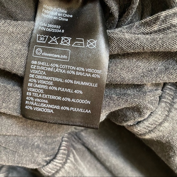 NWT - H&M - Faded Denim Romper - Picture 6 of 8